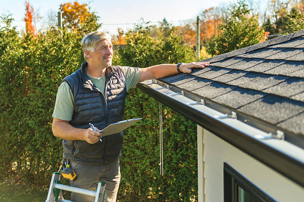 Professional Roofing technician working in Arkadelphia, AR